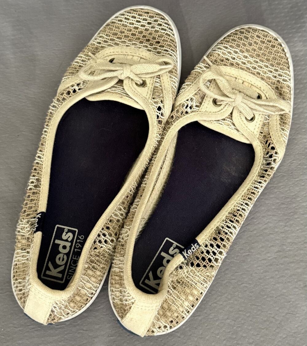 Keds Women’s Teacup Crochet Sneakers, Cream/Brown Slip-On Flats, size 8